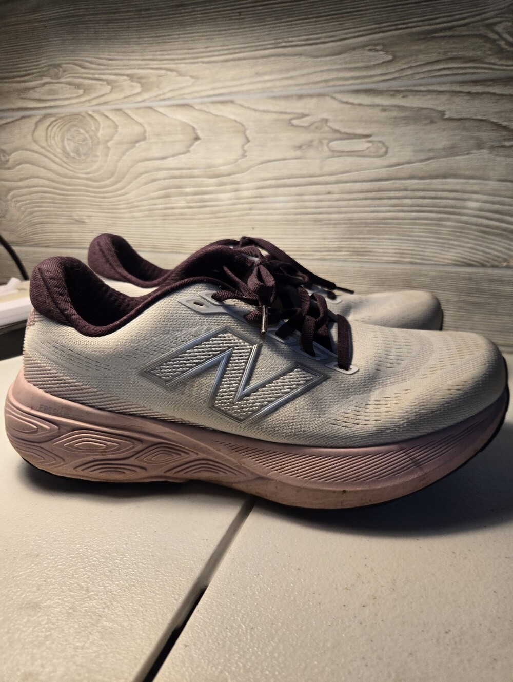 New Balance Fresh Foam X 880A15 Women's Running Shoes Size 11  Wide Width